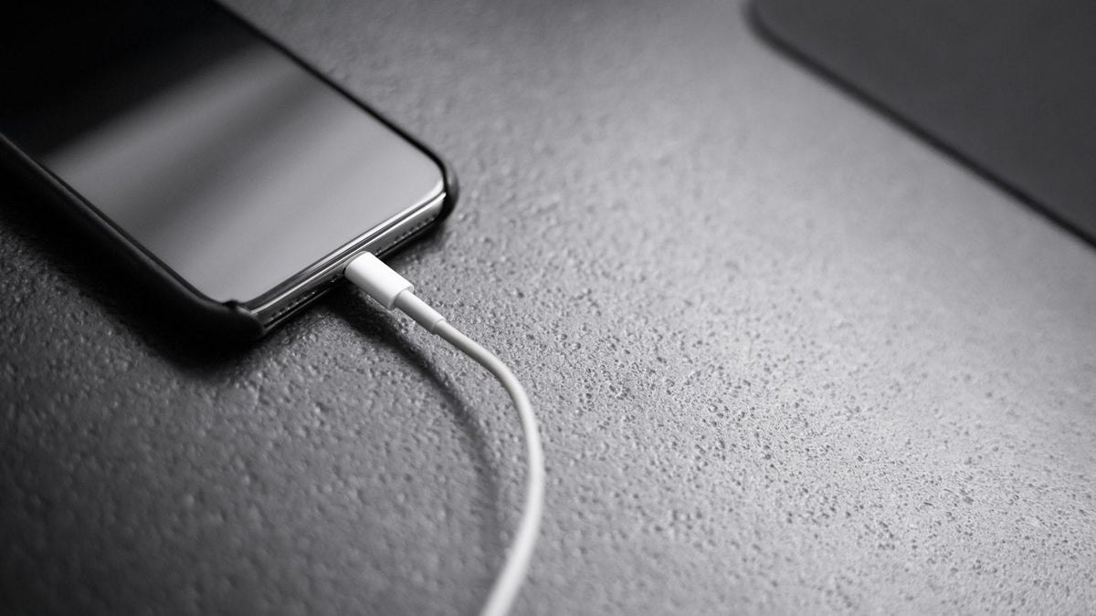 Levensduur powerbank: hoe lang gaat hij mee en hoe onderhoud je hem? - TitanBanks