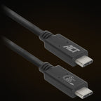 Titan Cable C naar C snellaadkabel op donkere achtergrond, USB-C naar USB-C, 2 meter