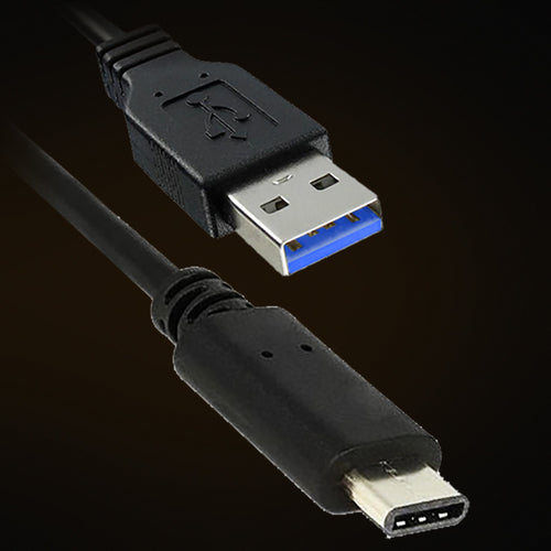 Titan Cable A naar C snellaadkabel op donkere achtergrond, USB-A naar USB-C, 1 meter