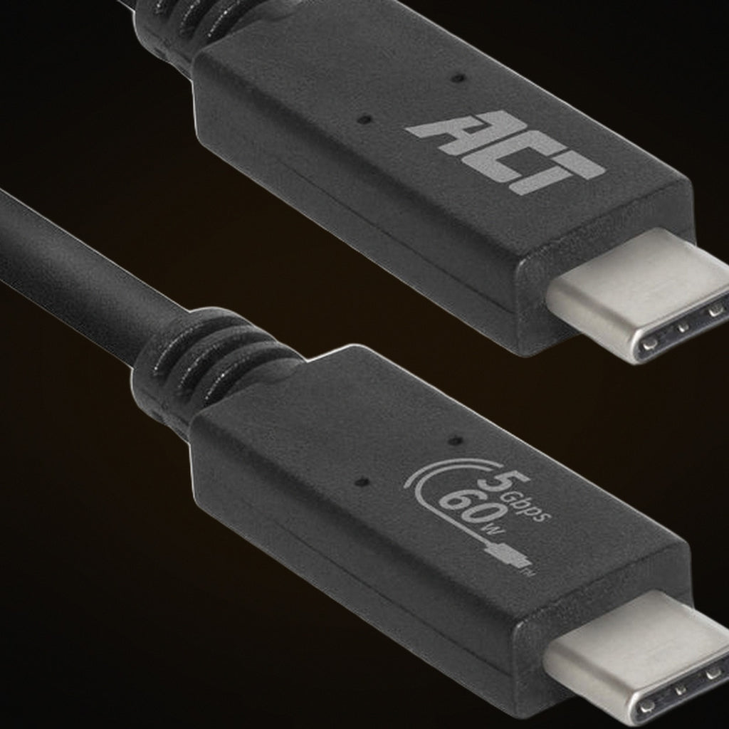Close-up van de USB-C connectoren van de Titan Cable C naar C
