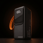 Titan X 50.000 mAh powerbank in matzwart met oranje draaglus en LED-display op 100%